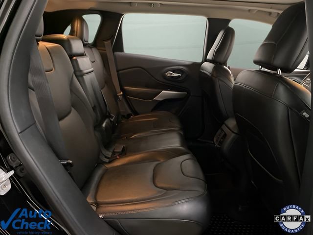 Used 2017 Jeep Cherokee Overland w/ Technology Group image 72