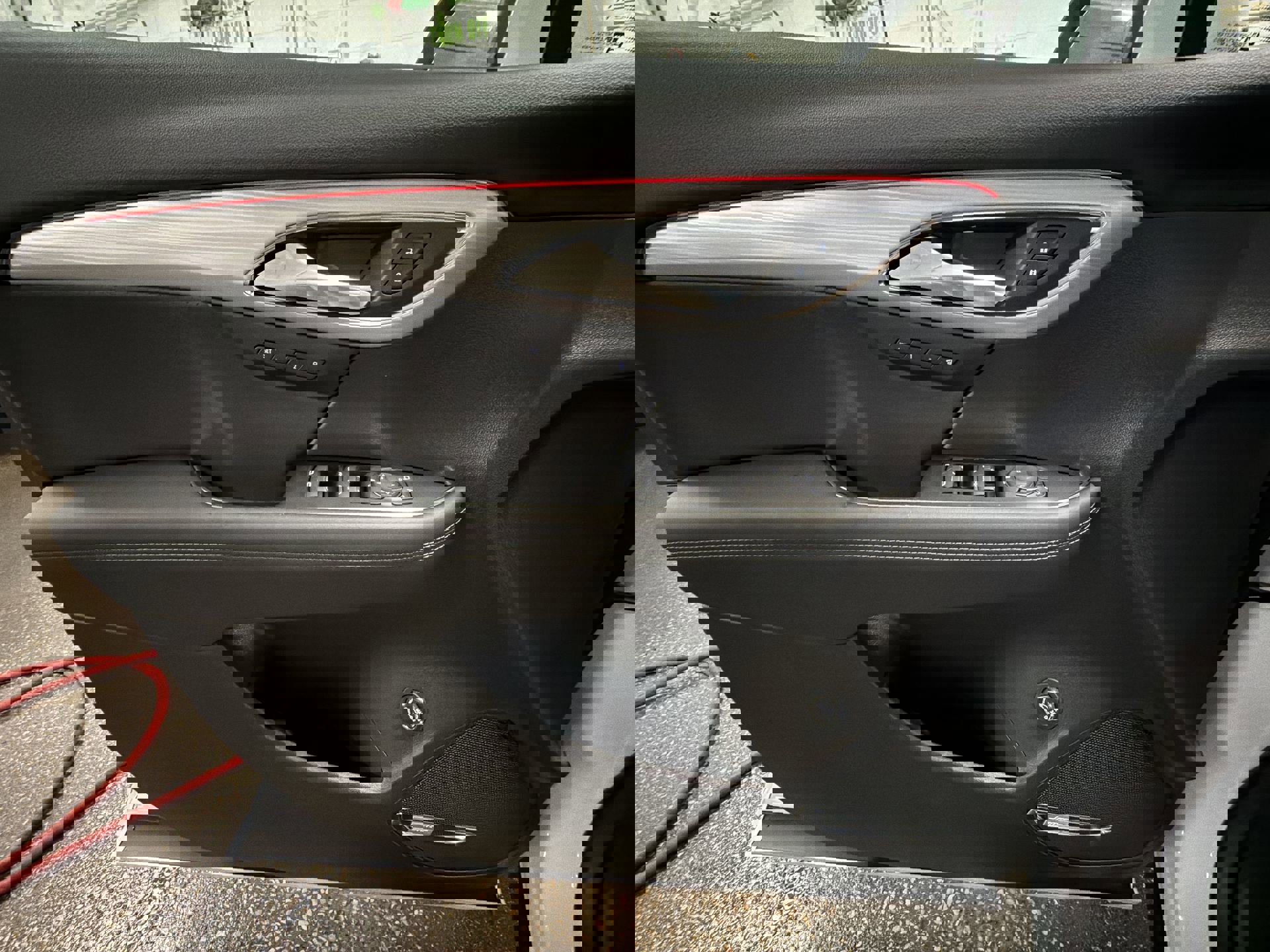 New 2026 Buick Envision Avenir image 21