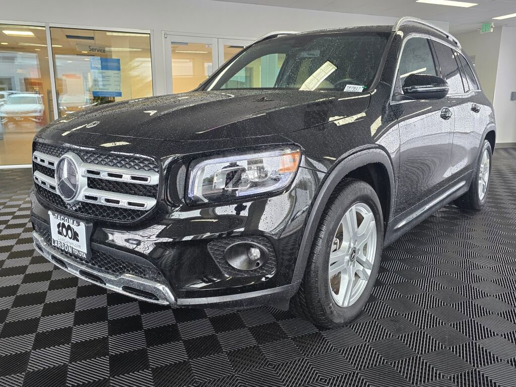 Used 2023 Mercedes-Benz GLB 250 4MATIC image 7