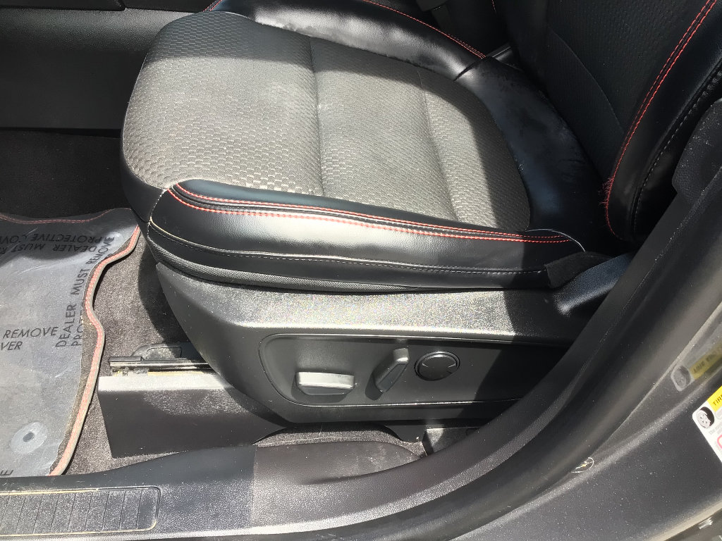 Used 2023 Ford Escape ST-Line Select w/ Tech Pack #1 AWD/4WD image 12