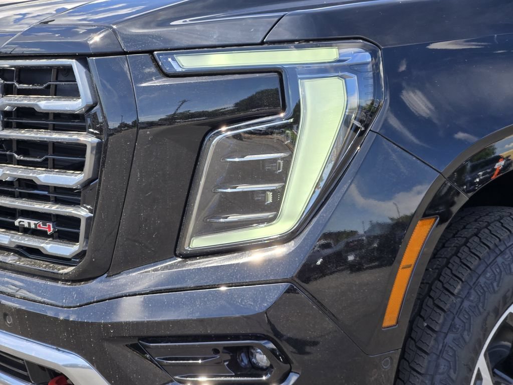 New 2026 GMC Yukon XL AT4 w/ AT4 Premium Package AWD/4WD image 5
