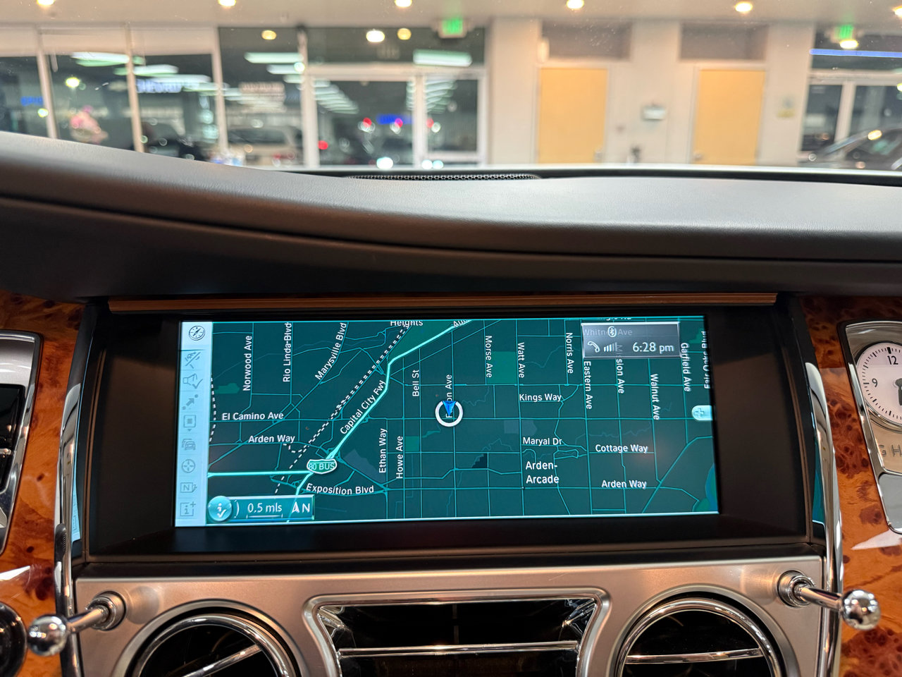 Used 2014 Rolls-Royce Ghost image 17