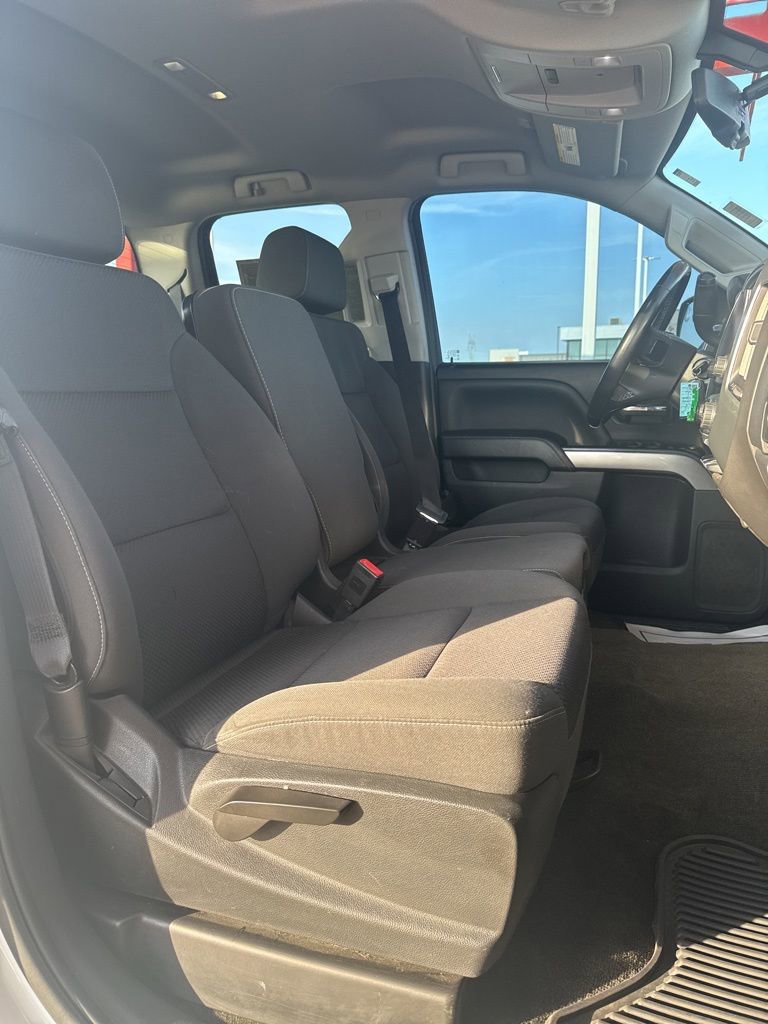 Used 2018 Chevrolet Silverado 1500 LT w/ All Star Edition image 21