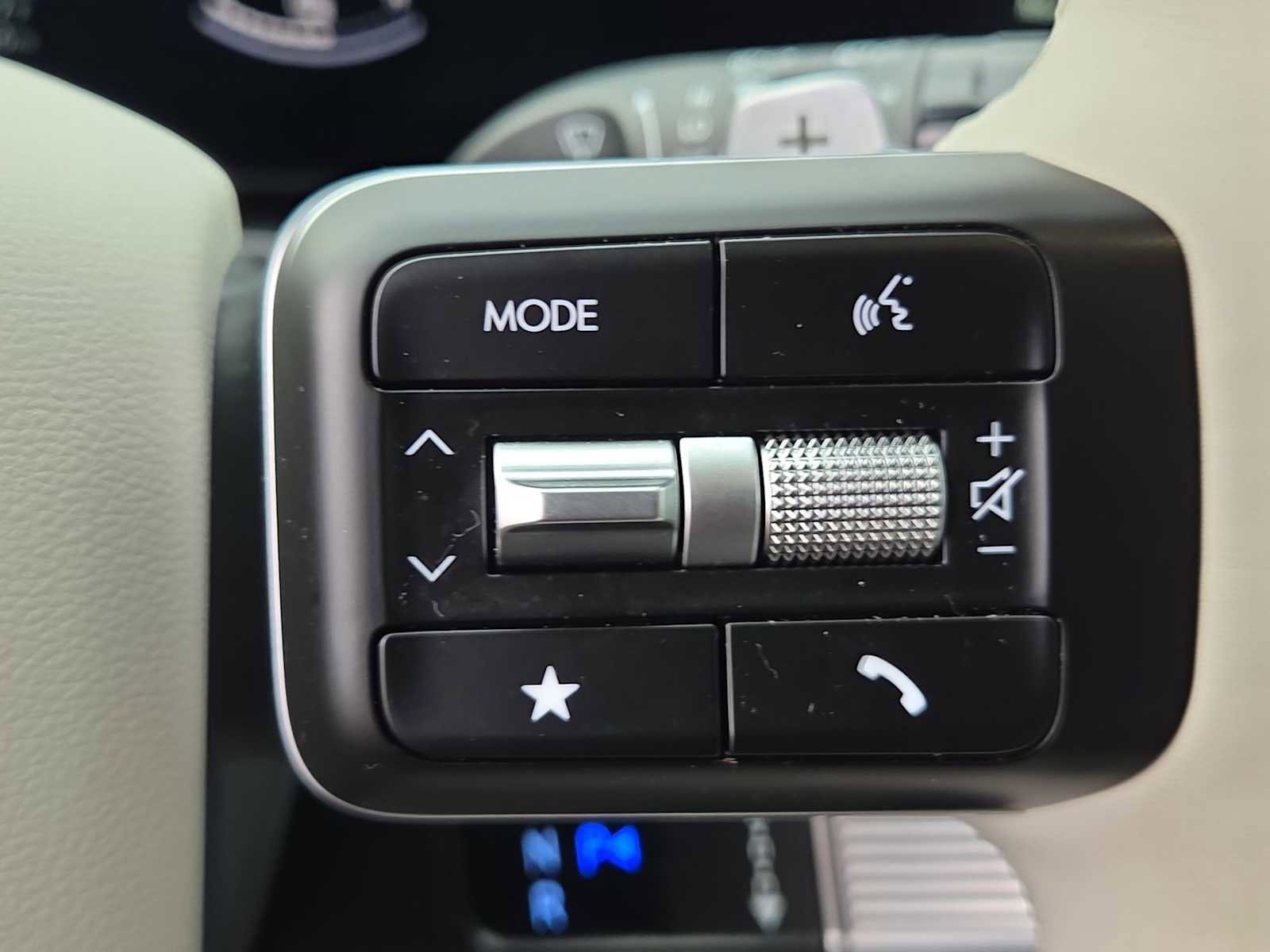 New 2026 Hyundai Santa Fe SEL FWD image 24