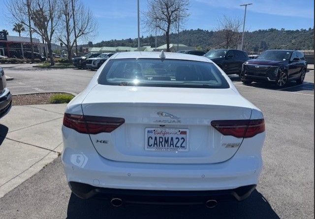 Used 2020 Jaguar XE S image 7