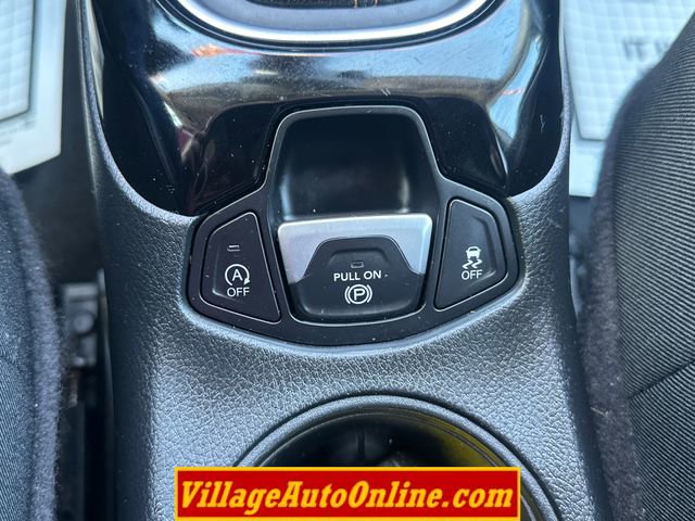 Used 2018 Jeep Compass Limited AWD/4WD image 27