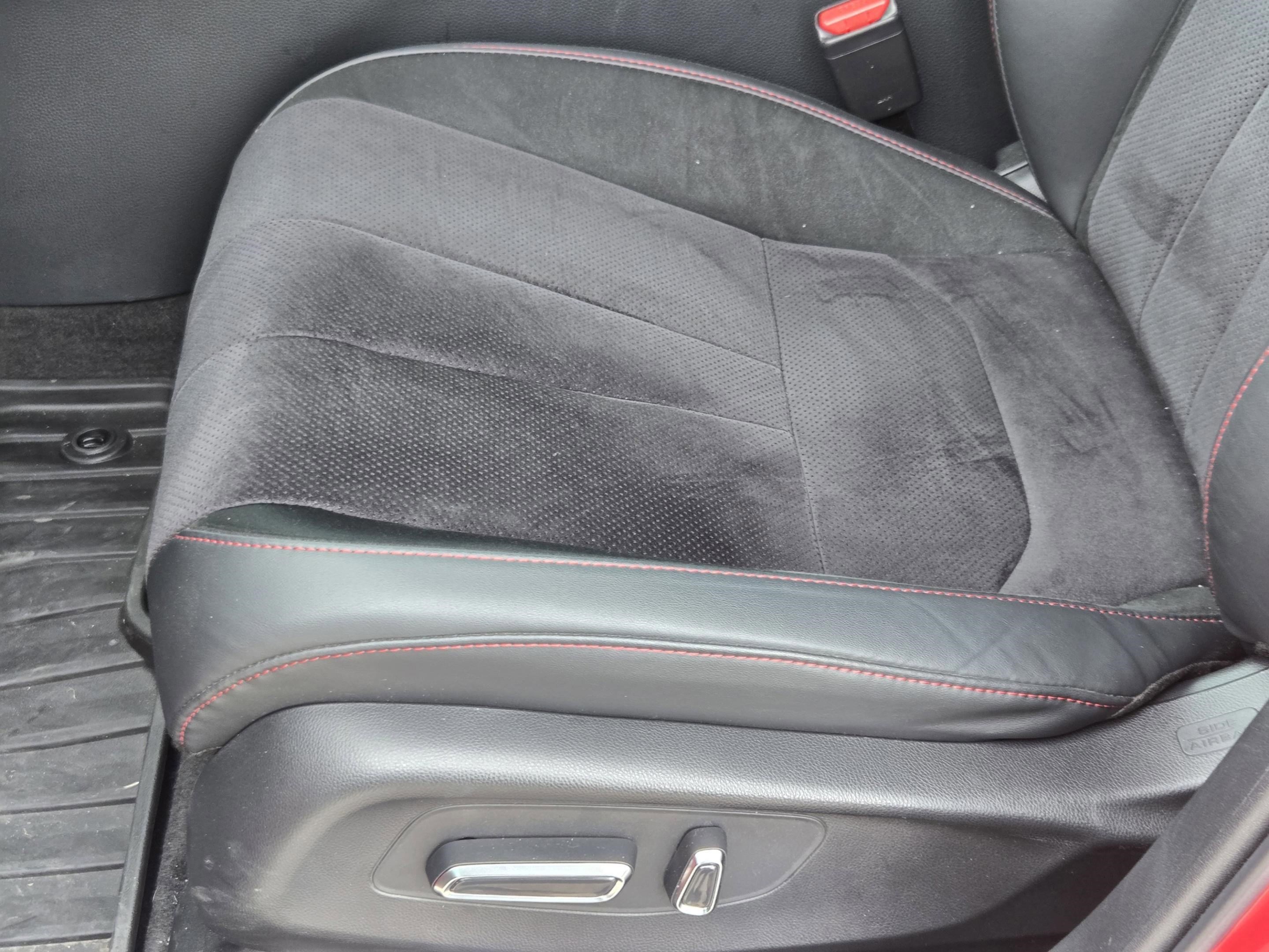 Certified 2025 Acura ADX A-Spec AWD/4WD image 17