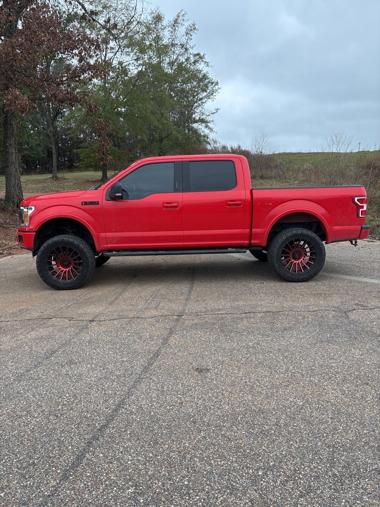 Used 2019 Ford F150 XLT w/ Equipment Group 302A Luxury image 4