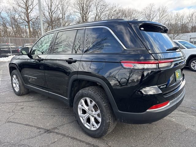 Used 2022 Jeep Grand Cherokee Limited image 18