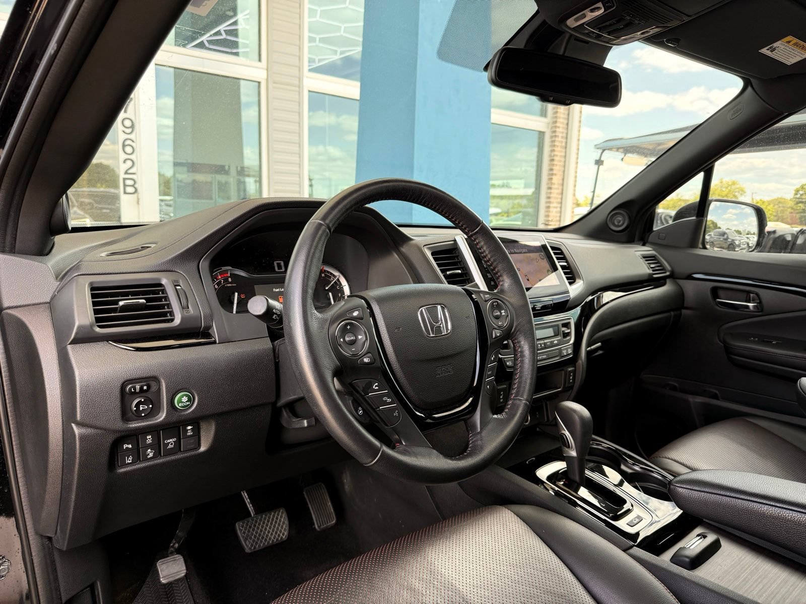 Used 2017 Honda Ridgeline Black Edition image 18