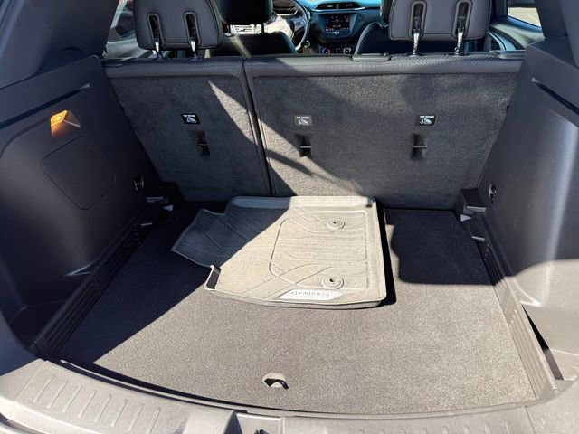 Used 2022 Chevrolet TrailBlazer RS image 28