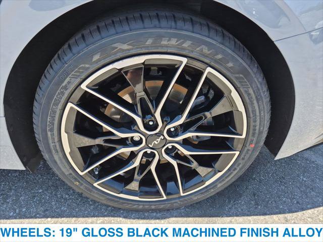 Used 2024 Kia K5 GT w/ GT1 Package FWD image 11