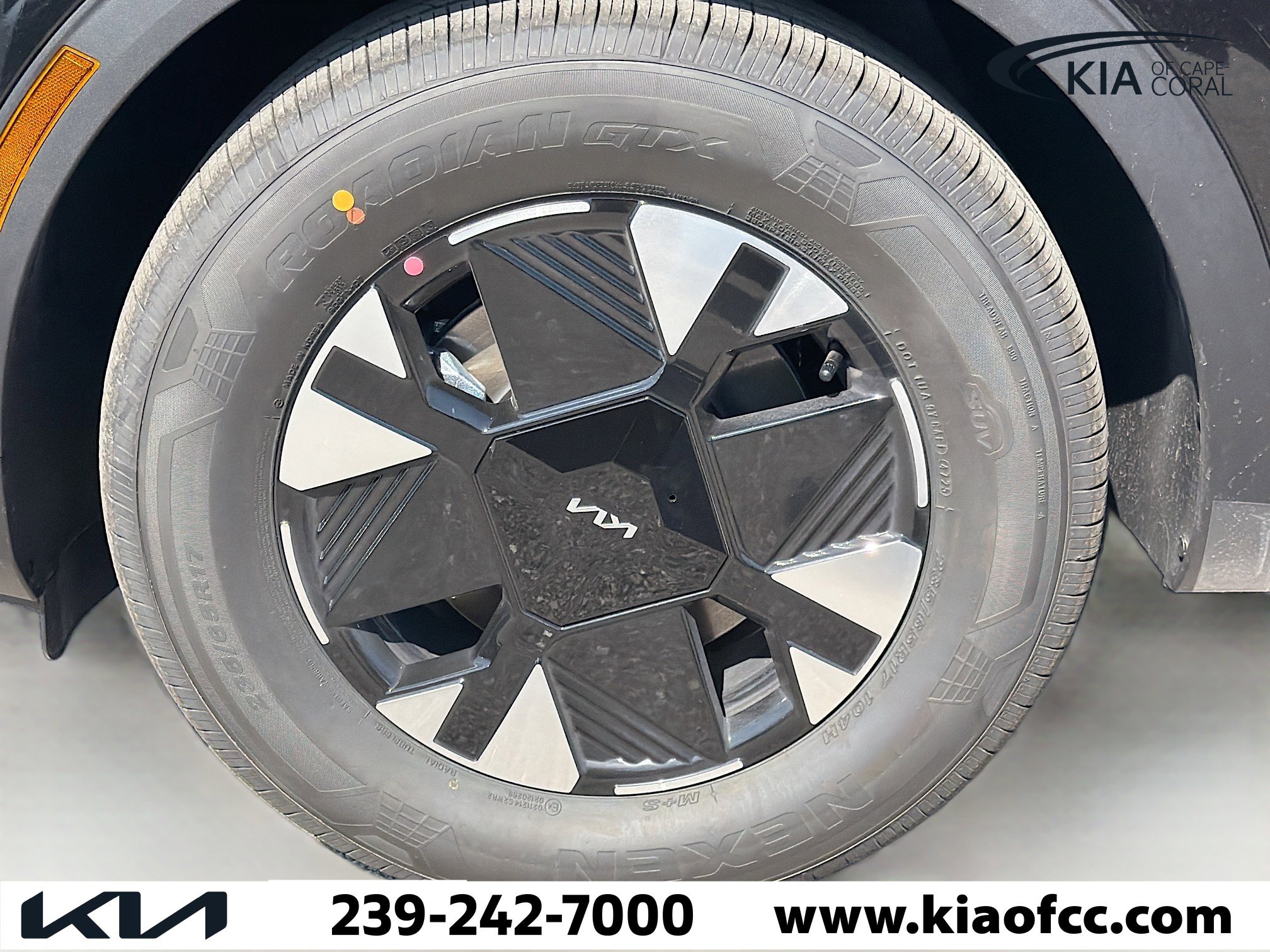New 2026 Kia Sportage LX FWD image 33