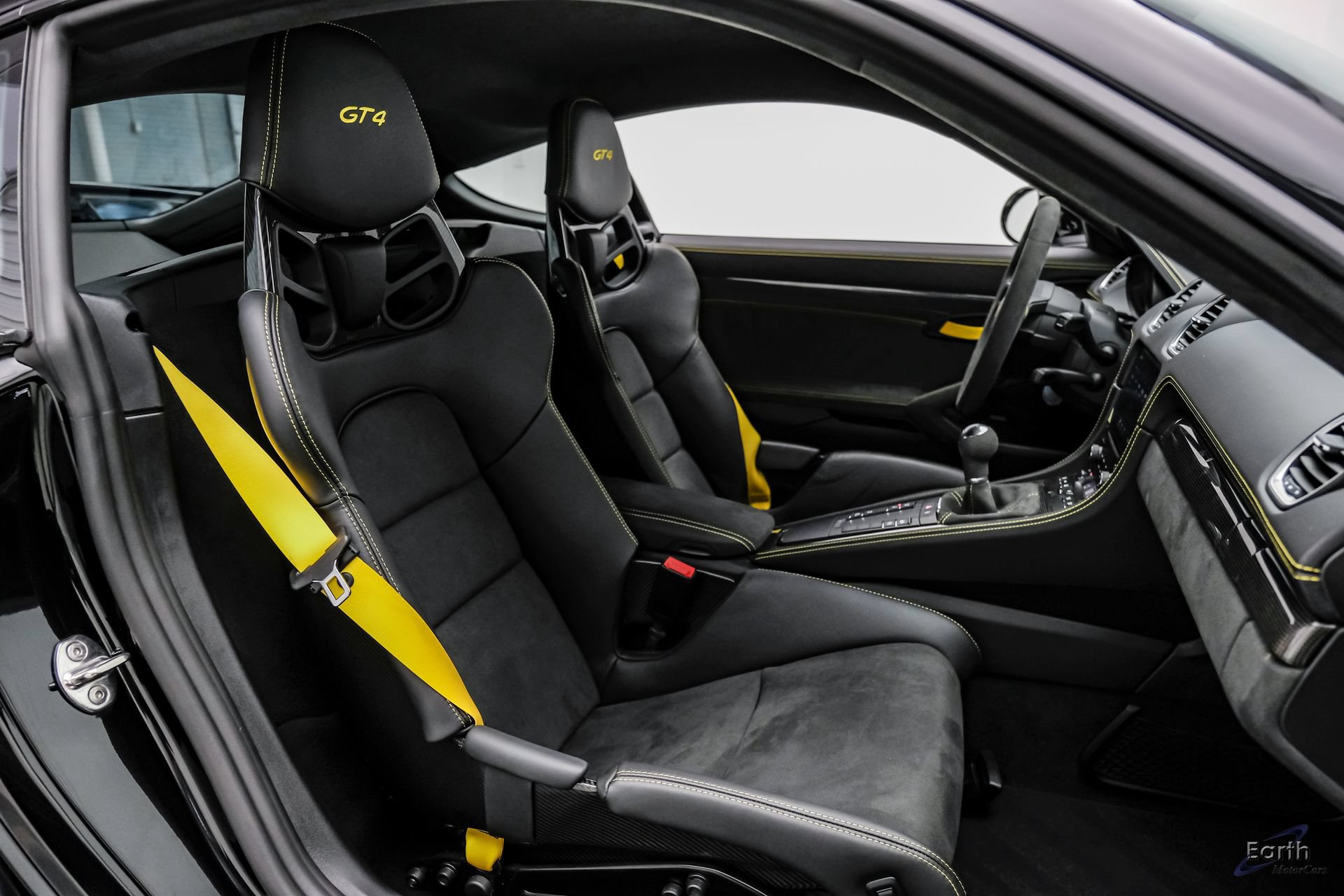 Used 2023 Porsche 718 Cayman GT4 RWD image 54