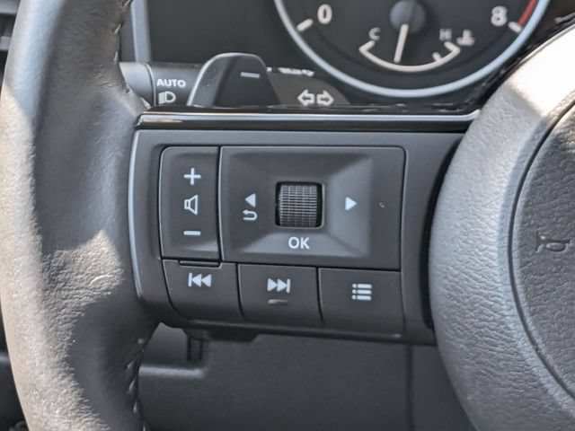 Used 2023 Nissan Rogue SL AWD/4WD image 17