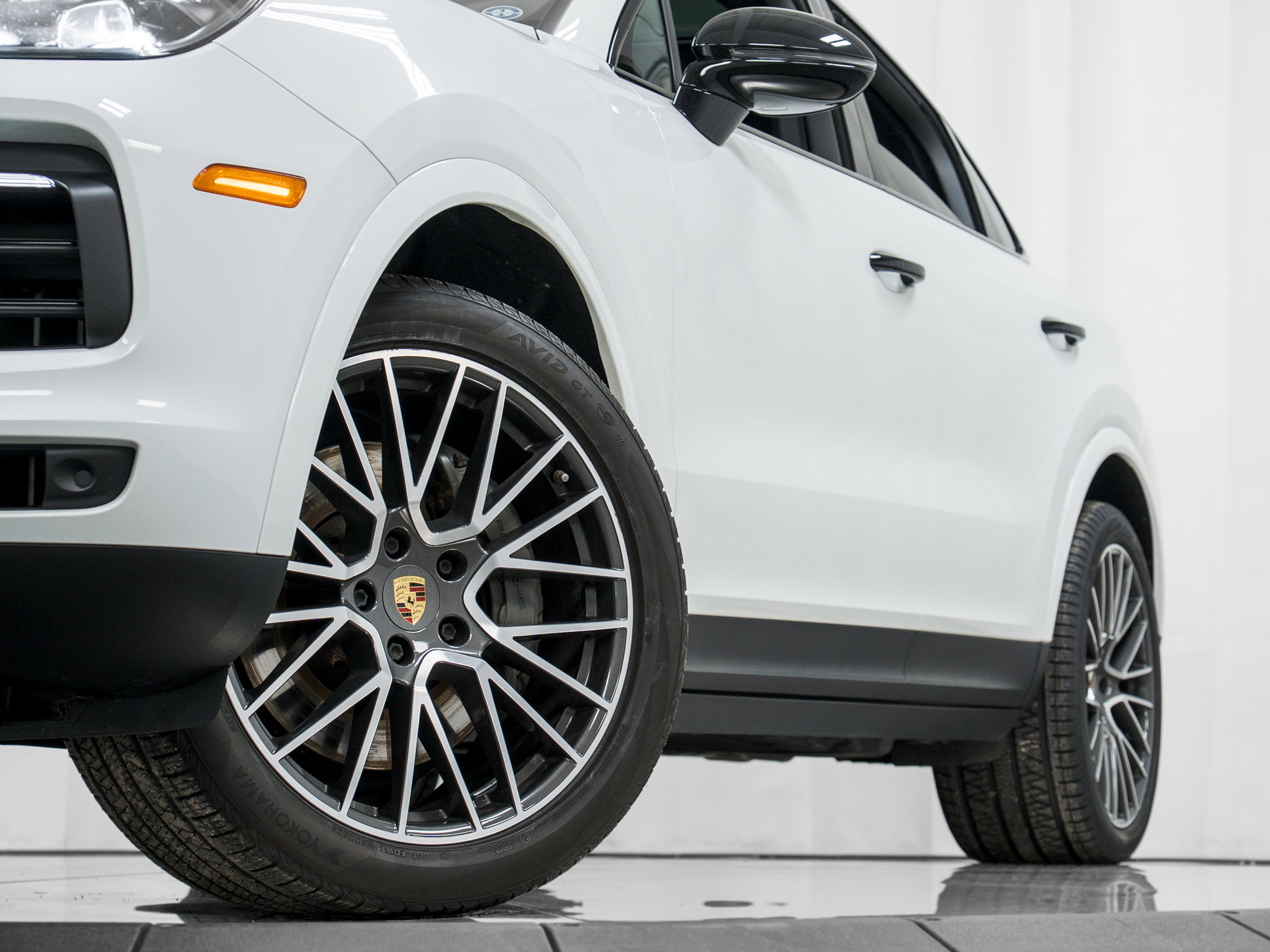 Certified 2020 Porsche Cayenne S image 30