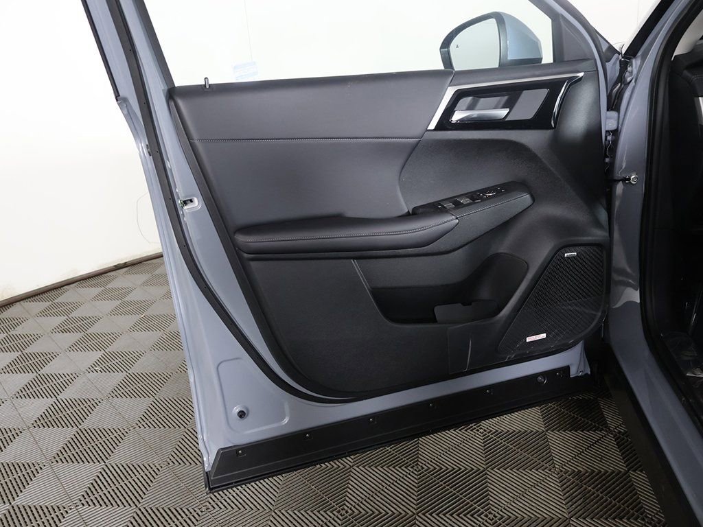 New 2026 Mitsubishi Outlander SE image 25