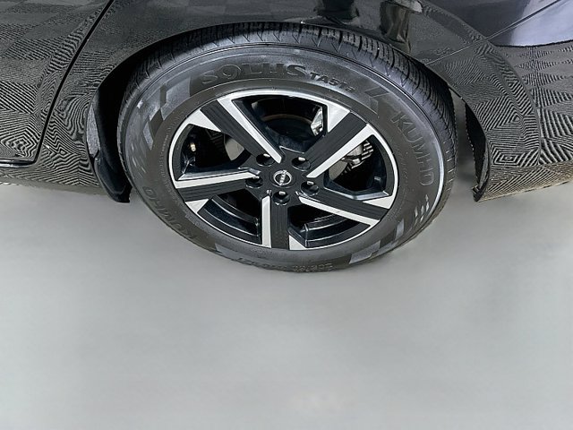 Used 2024 Nissan Sentra SV FWD image 28