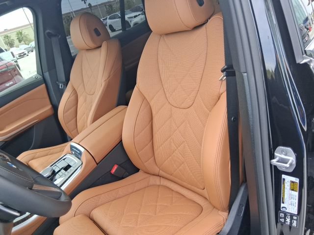 Used 2026 BMW X5 xDrive40i w/ M Sport Package AWD/4WD image 15