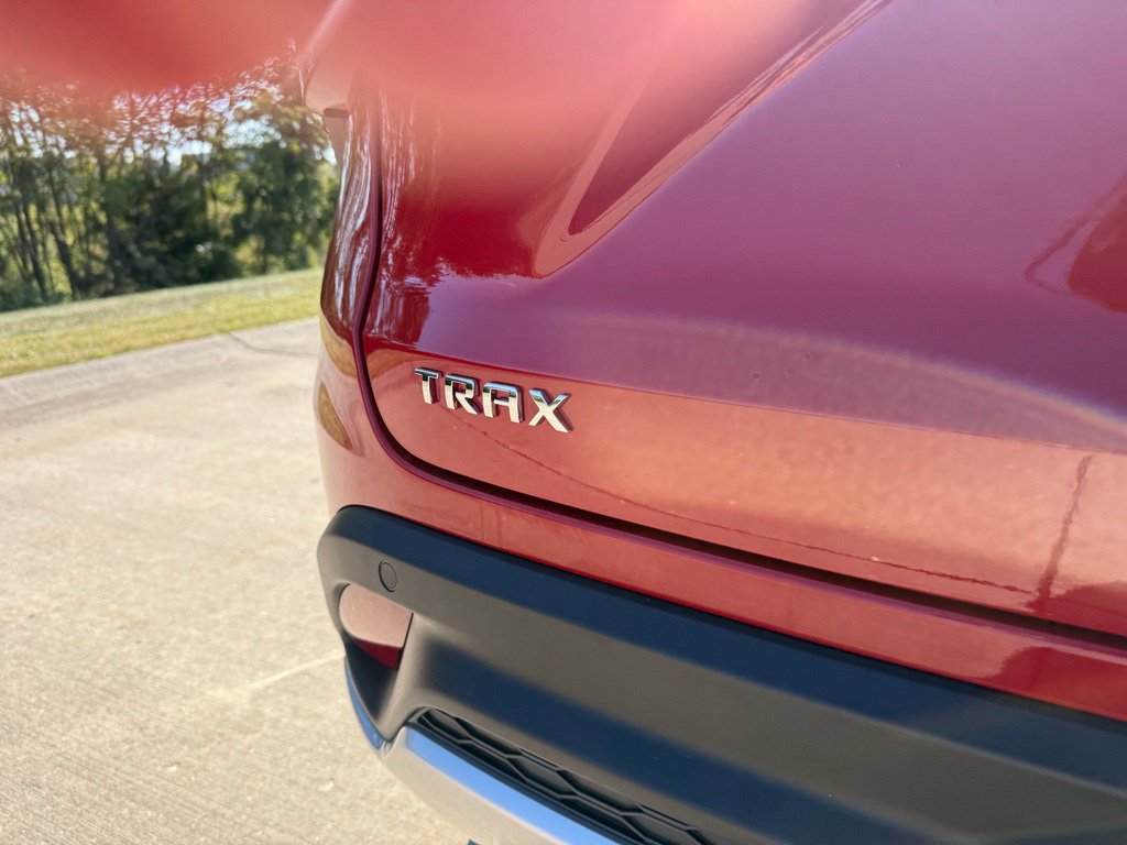 New 2026 Chevrolet Trax LT w/ Driver Confidence Package FWD image 6