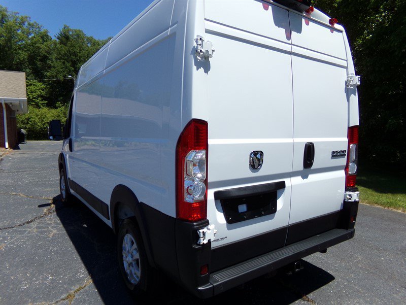 Used 2024 RAM ProMaster 3500 w/ Quick Order Package 22G SLT FWD image 8