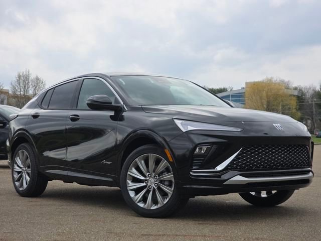 New 2026 Buick Envista Avenir image 2