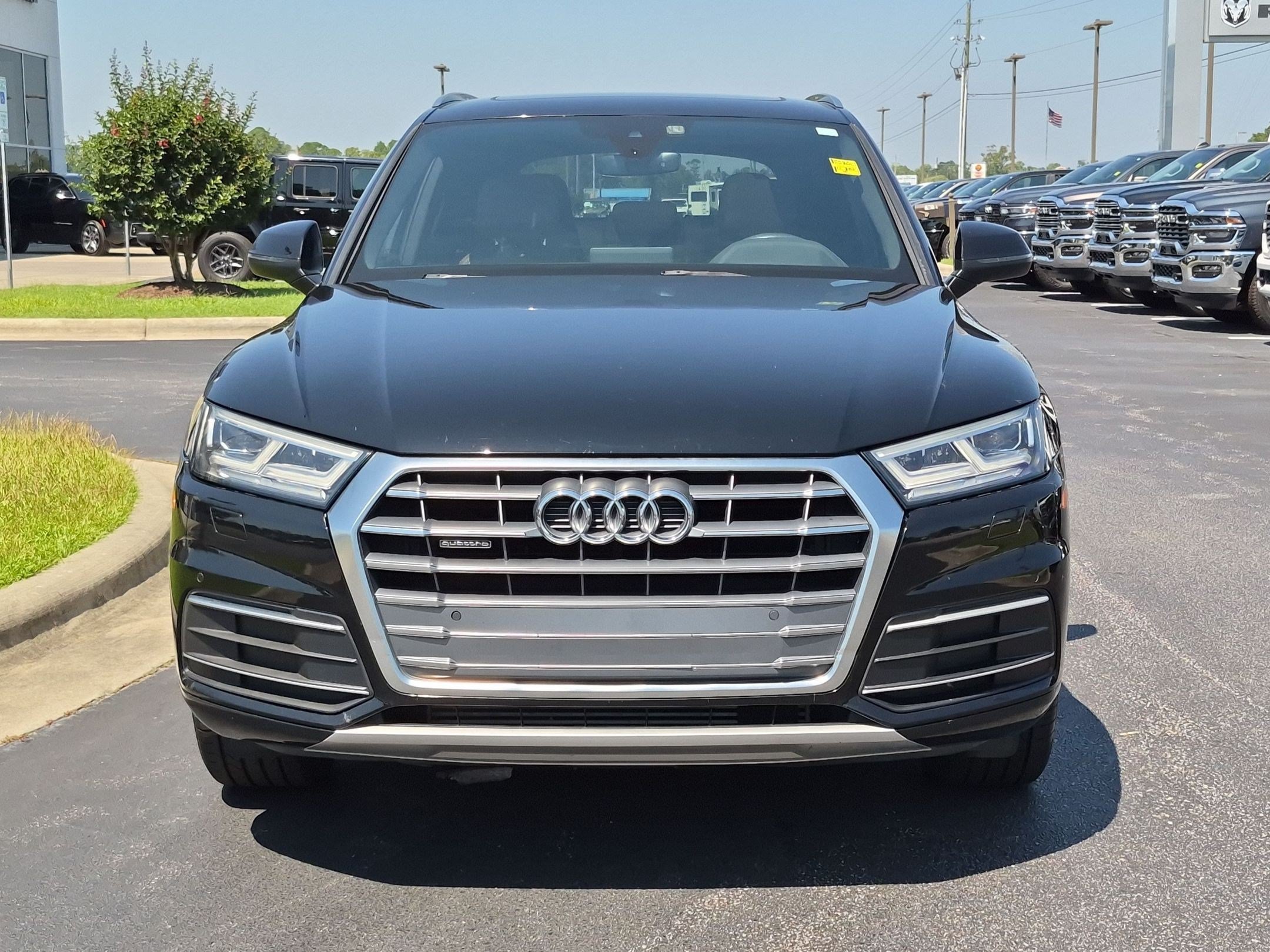 Used 2020 Audi Q5 2.0T Premium Plus AWD/4WD image 2