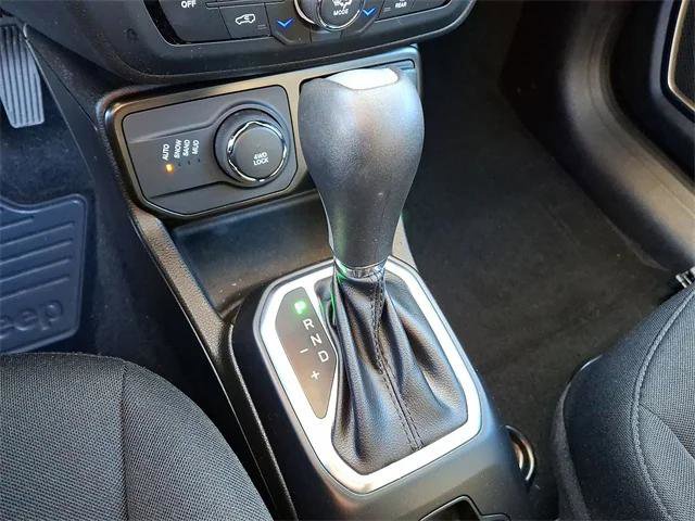 Certified 2023 Jeep Renegade Latitude w/ Sun/Sound Group image 12