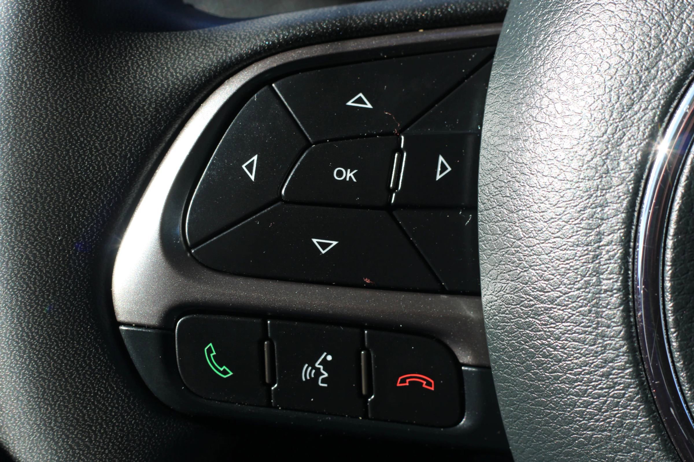 Used 2022 Jeep Renegade Latitude image 16