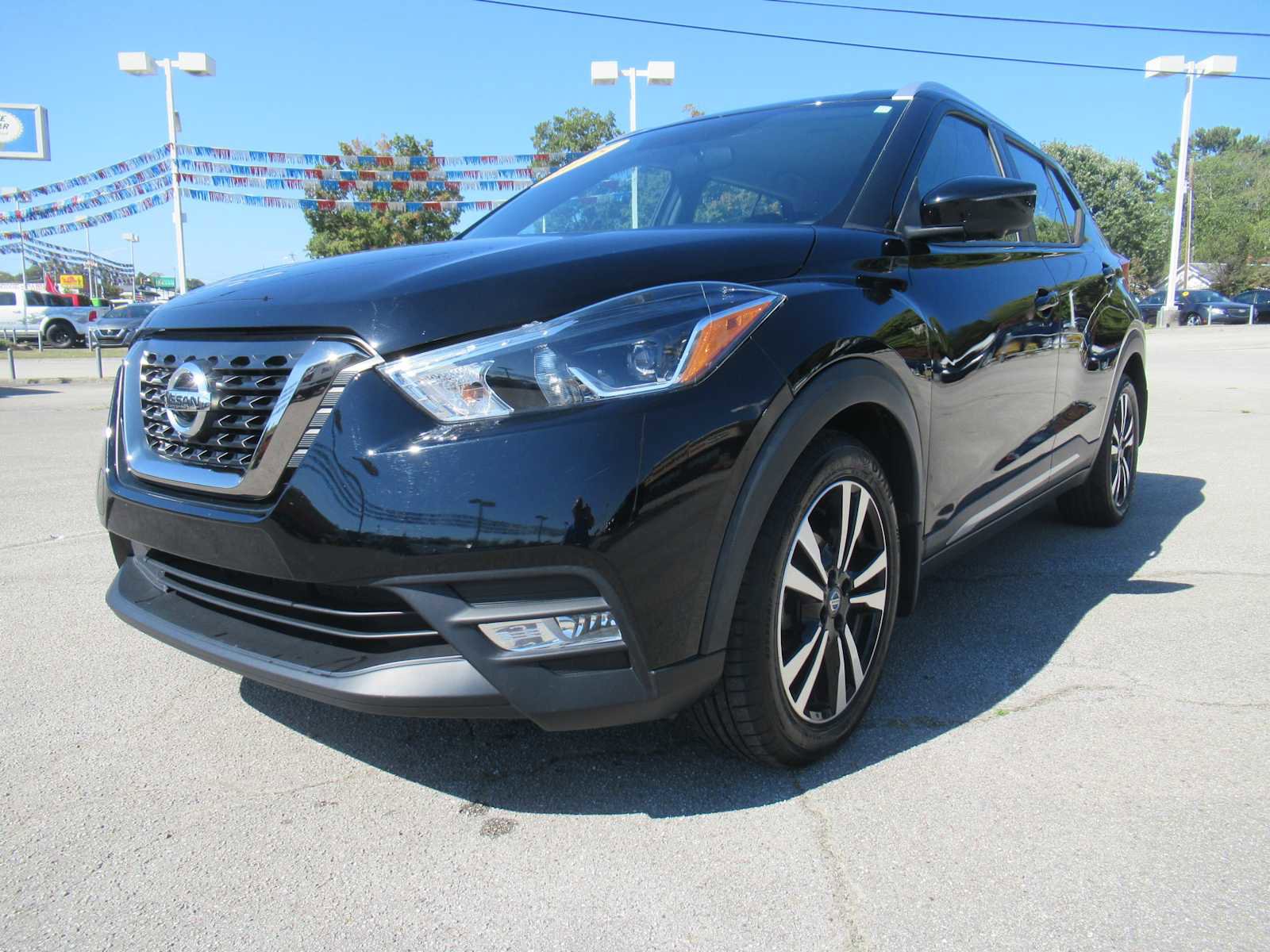 Used 2018 Nissan Kicks SR w/ Exterior Electronics Package