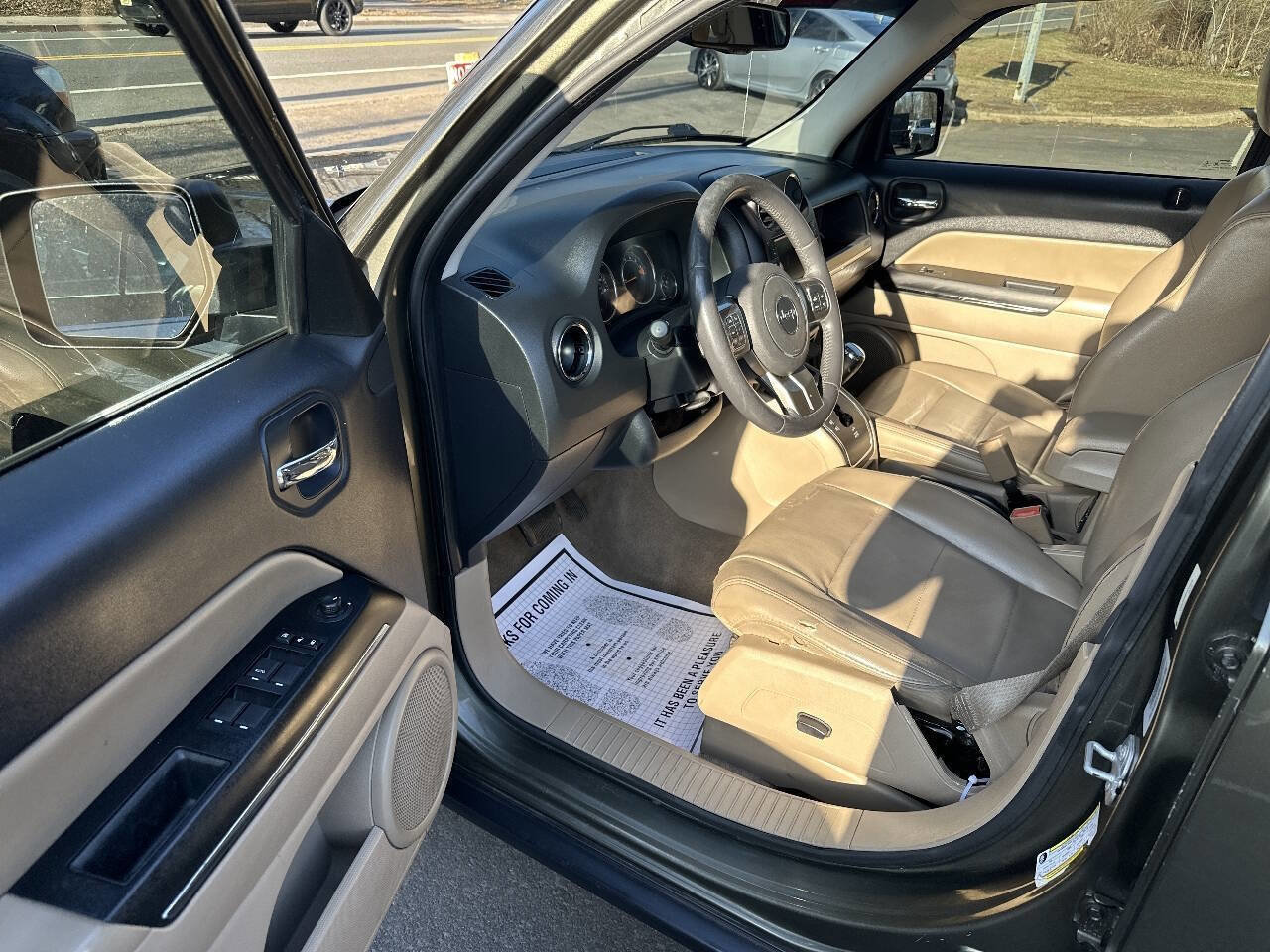 Used 2015 Jeep Patriot Limited w/ Sun/Sound Group image 9