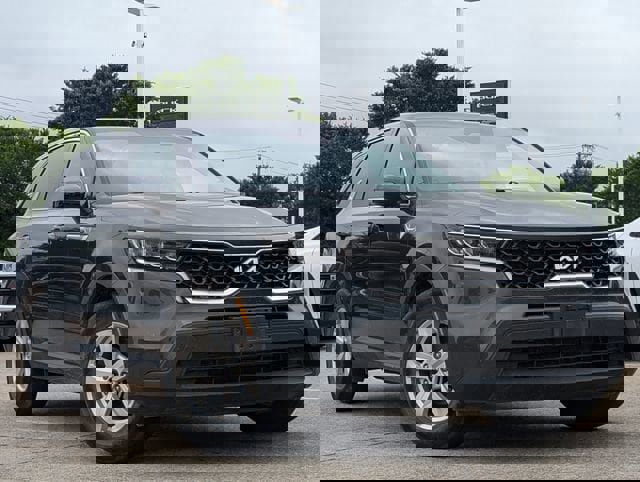 Used 2022 Kia Sorento LX FWD image 1