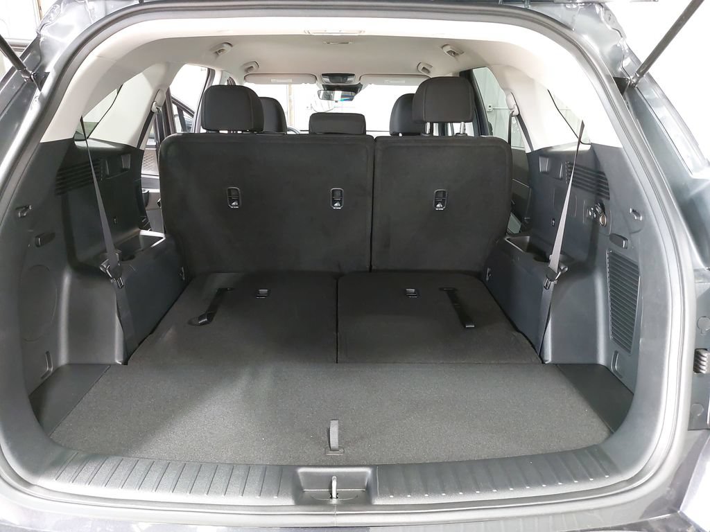 New 2026 Kia Sorento LX FWD image 14