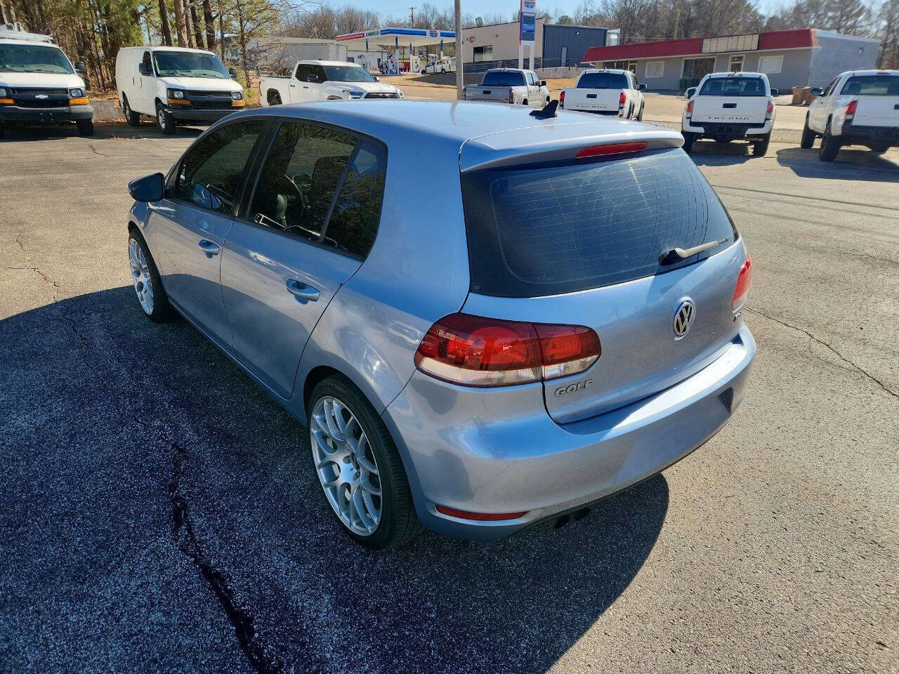 Used 2011 Volkswagen Golf TDI image 6