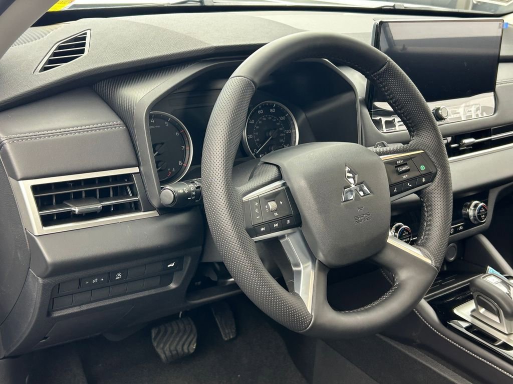 New 2026 Mitsubishi Outlander Trail Edition image 21