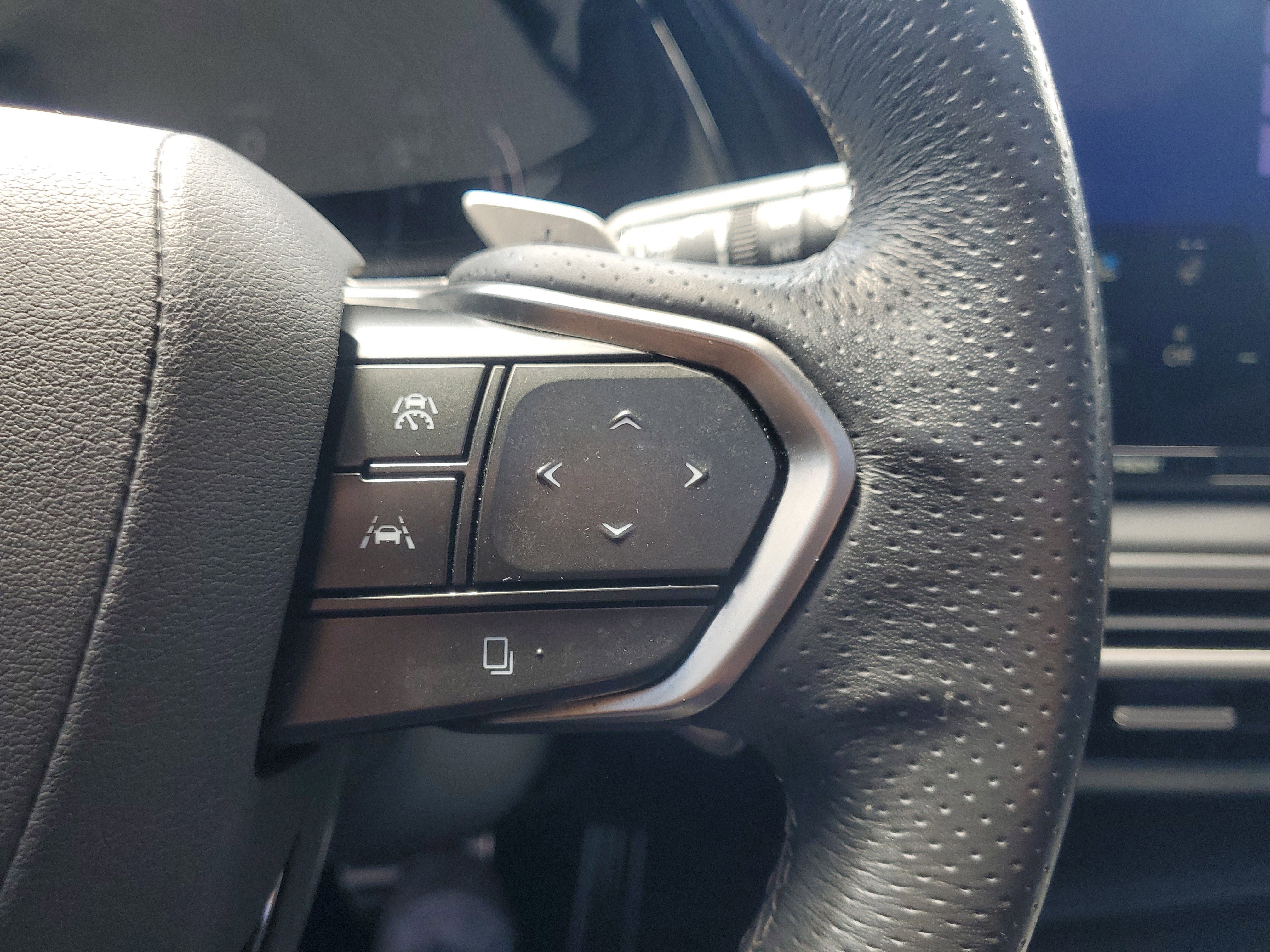 Used 2024 Lexus RX 500h F Sport w/ Cold Area Package image 23