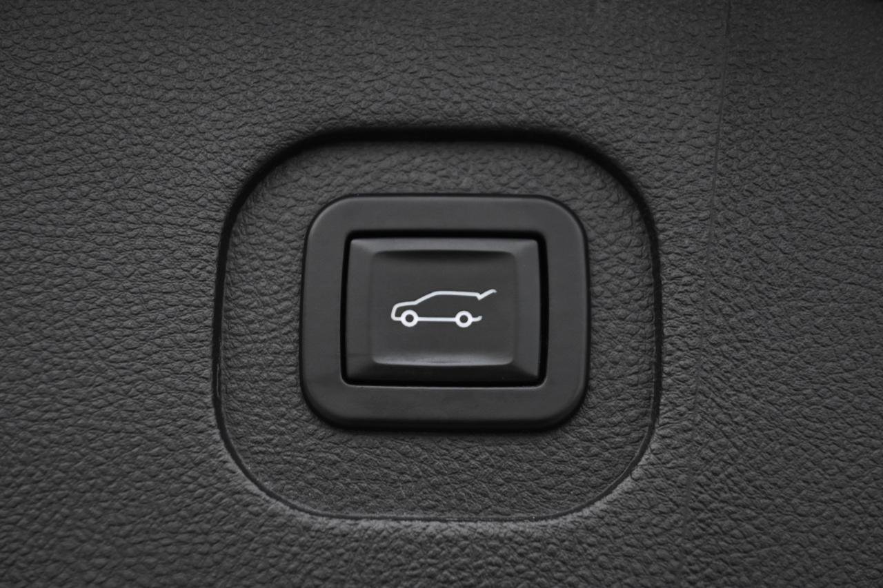 Used 2015 GMC Terrain SLT w/ Open Road Package image 29