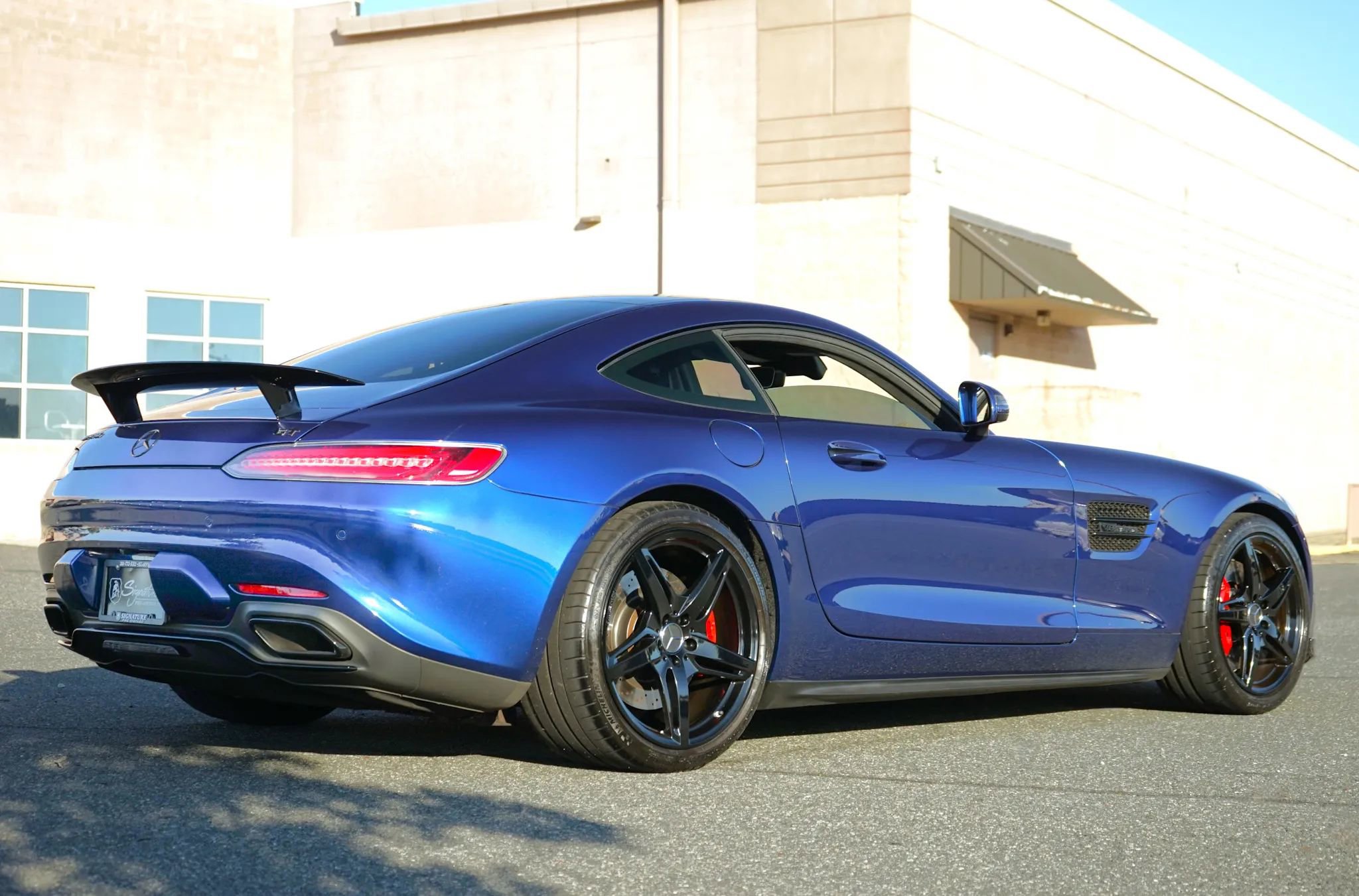 Used 2017 Mercedes-Benz AMG GT Coupe image 4