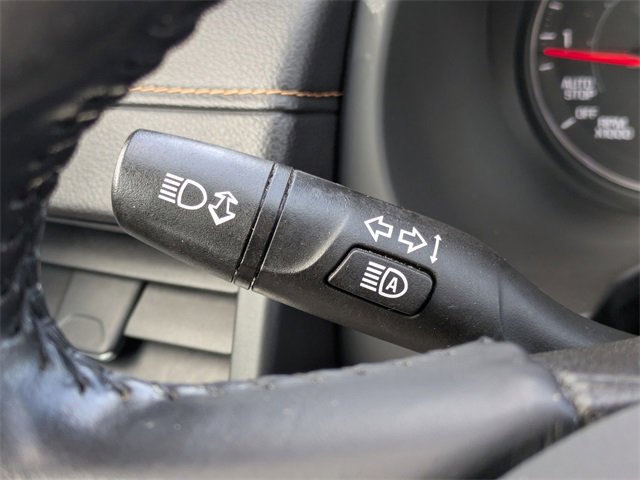 Used 2021 GMC Terrain SLE w/ Driver Convenience Package image 28