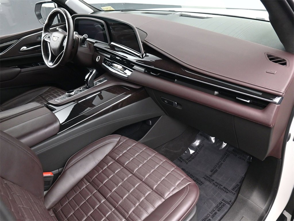 Certified 2023 Cadillac Escalade ESV Sport Platinum image 12