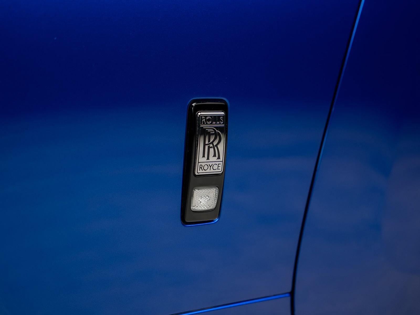Used 2018 Rolls-Royce Wraith RWD image 24