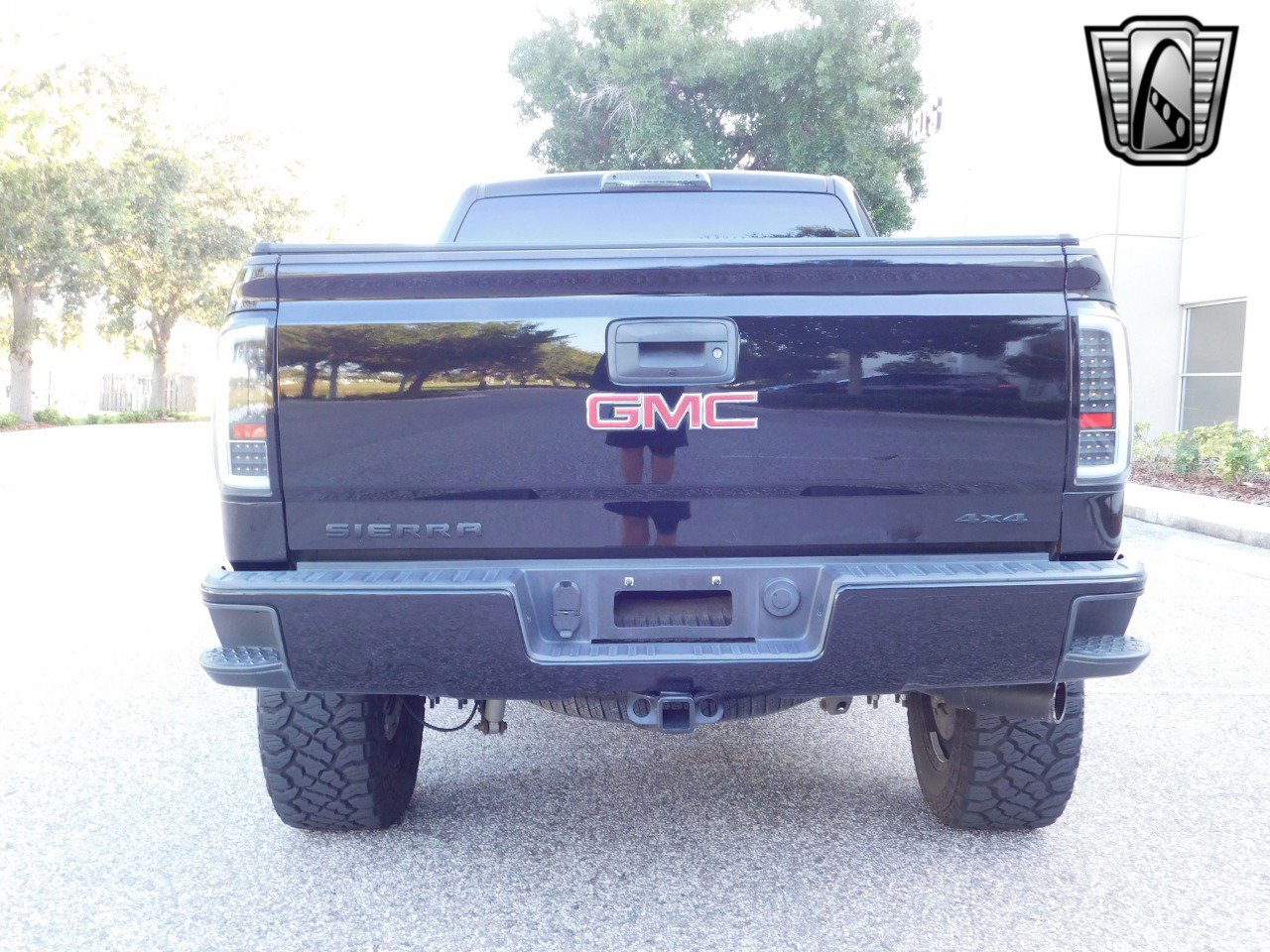 Used 2015 GMC Sierra 1500 4x4 Double Cab w/ Elevation Edition image 4