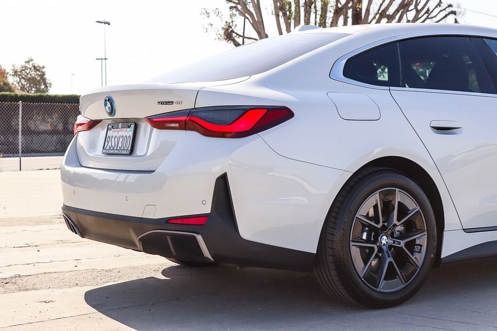 Certified 2025 BMW i4 eDrive40 RWD image 12
