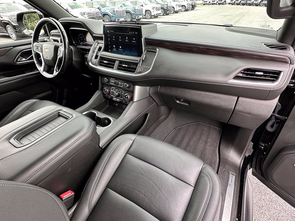 Used 2023 Chevrolet Tahoe LT w/ Luxury Package AWD/4WD image 14