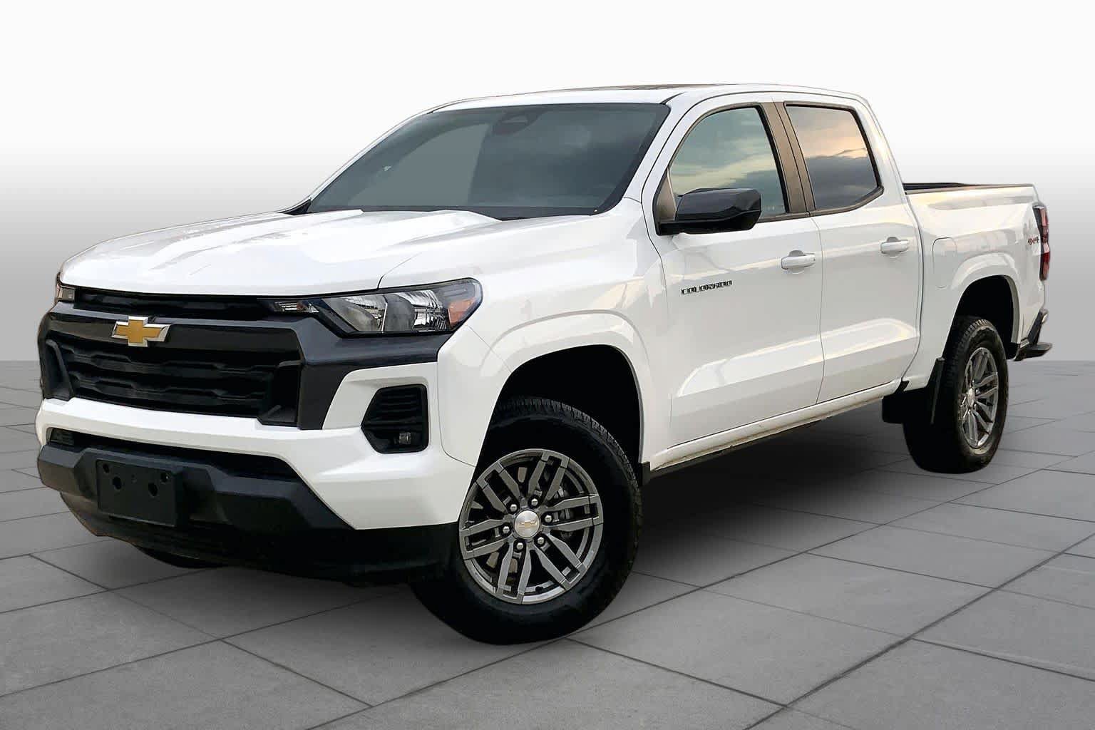 Used 2024 Chevrolet Colorado LT w/ LT Convenience Package II
