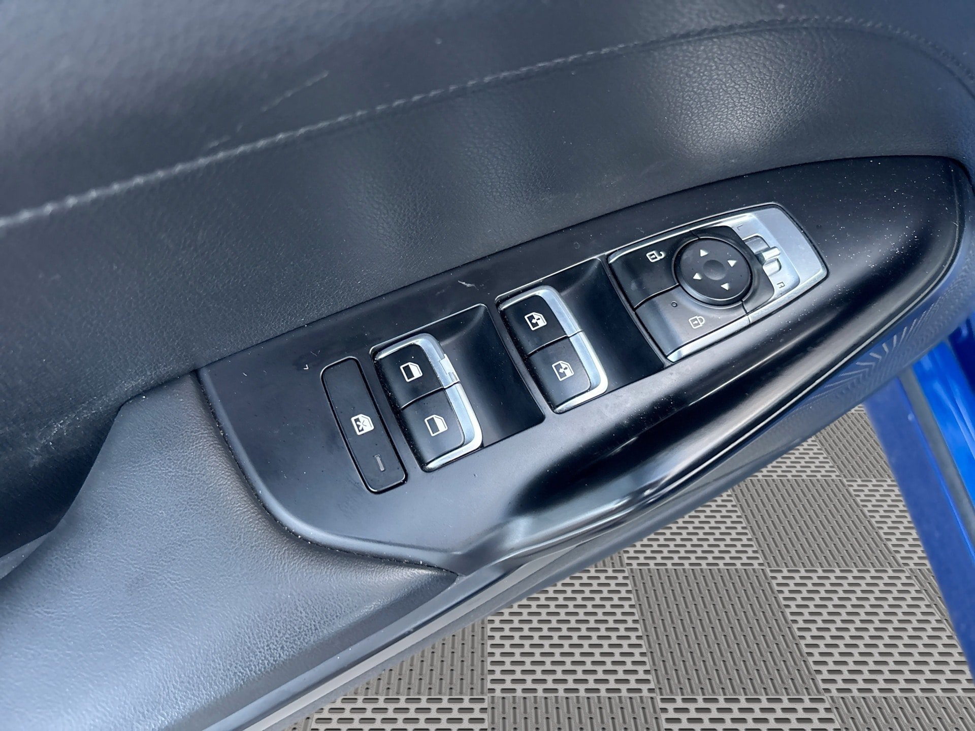 Used 2022 Kia K5 GT-Line FWD image 15