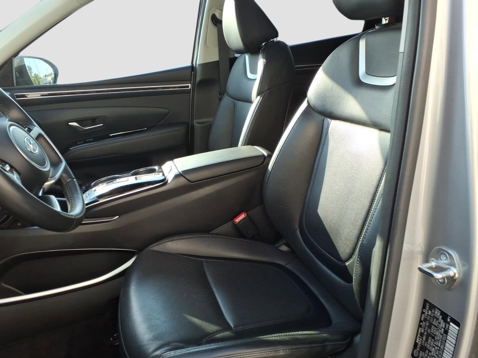 Used 2024 Hyundai Tucson Limited AWD/4WD image 14