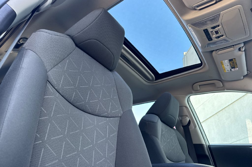 Certified 2023 Toyota RAV4 XLE w/ Convenience Package FWD image 16