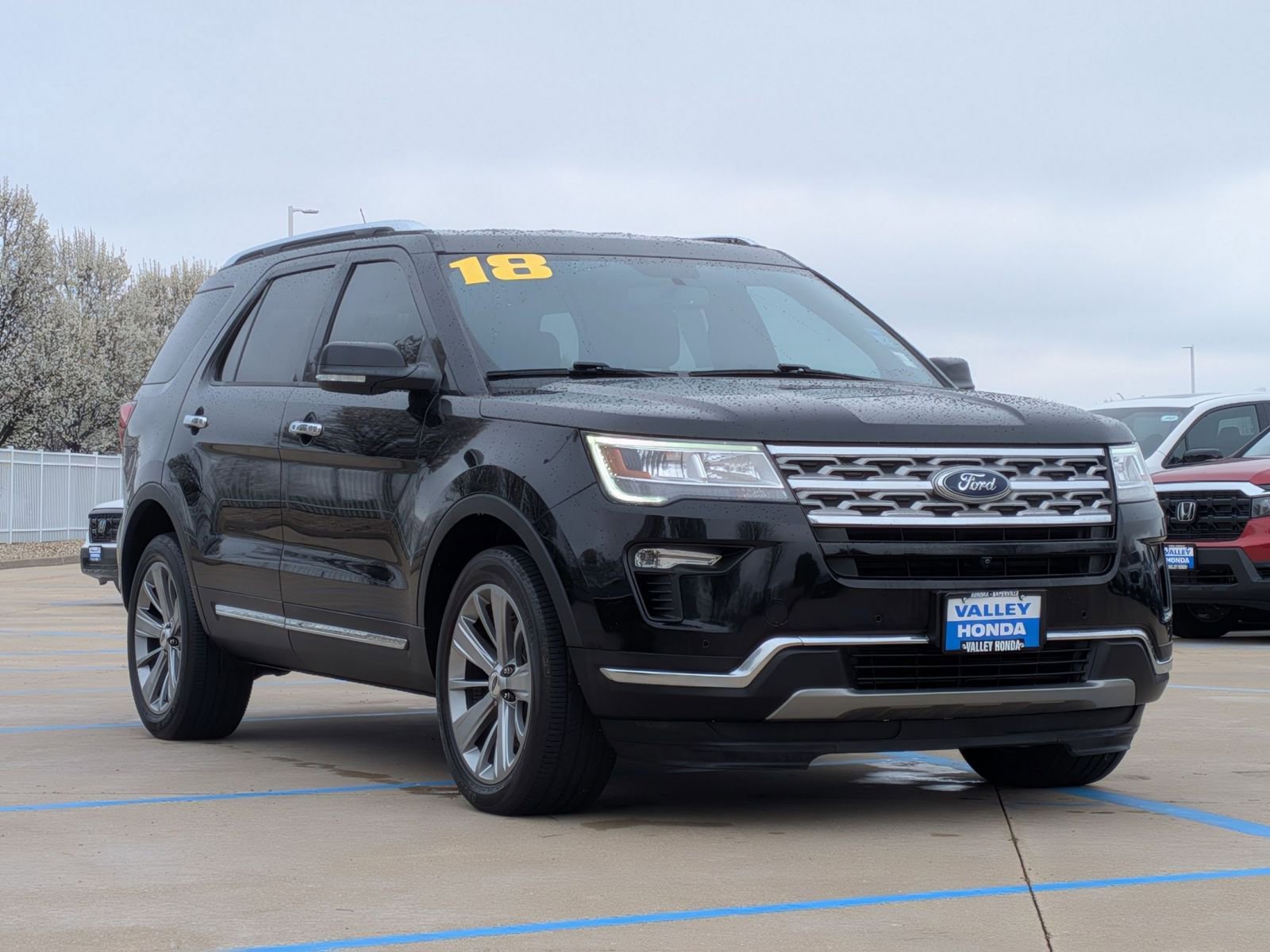 Used 2018 Ford Explorer Limited image 4