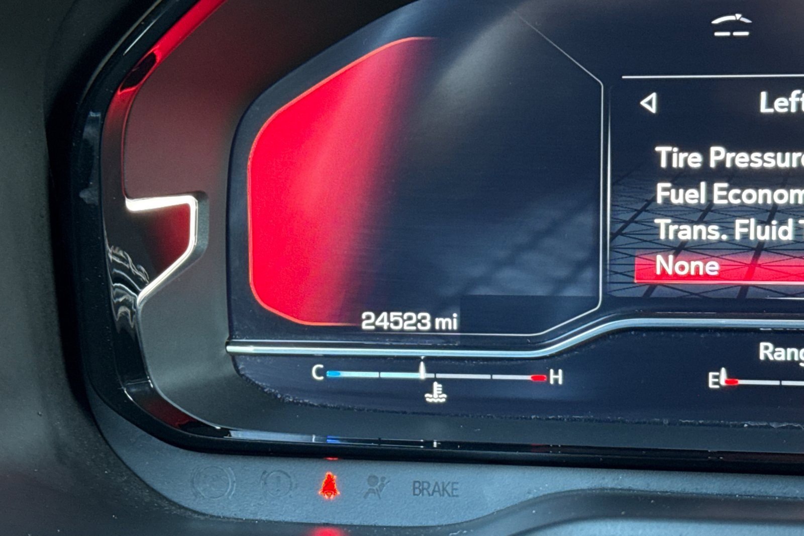 Used 2024 GMC Yukon XL Denali w/ Denali Reserve Package image 36